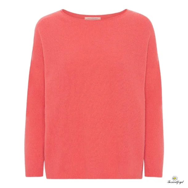 Leda - Wool Coral