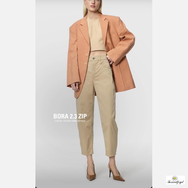 BORA - khaki barrel buks