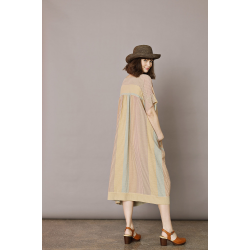 Lang kjole med multi striber 