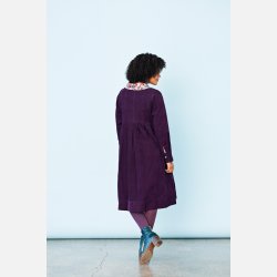 Kjole med lg i lilla babyfljl